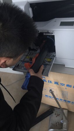 原装的，质量好，价格便宜，建议购买