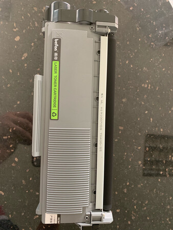 市场上有很多不同牌子的第三方耗材厂家，用了几个不同牌子的耗材不是效果强差人意就是质量不稳定，但直到用了得印之后，单位采购的耗材品牌才稳定下来。得印耗材覆盖的设备型号众多，效果也很好，接近原装耗材，就是在打印图片的时候会看得出和原装的区别，打印文字完全感觉不出来。品牌的活动多，遇到合适的时候，价格是相当优惠，买耗材，我还是推荐用得印这个品牌，确实好！