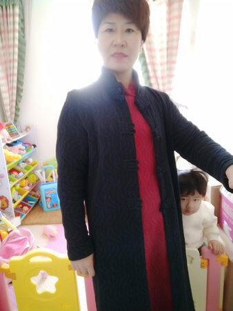 衣服收到质量很好，穿上挺合身，非常喜欢，在他家买了好几次了