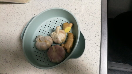 可以沥水果，大小参考如图