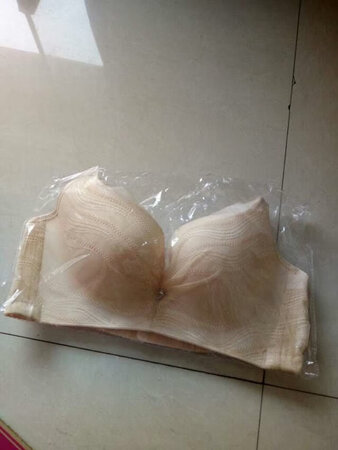 很好的，是正品，值得购买。都市丽人一直在用，也一直在关注