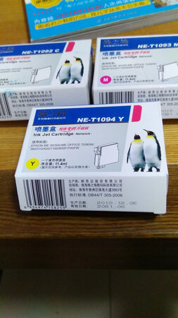价格实惠，颜色很正，送货速度快，质量很好啊。