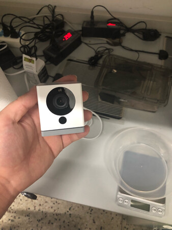 买来偷窥养的小守宫，很不错，就是因为不能调焦所以有点糊，考虑到价格也算满意了。
