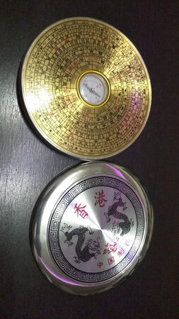 刚拿到手，还没细看，初步感觉不错。