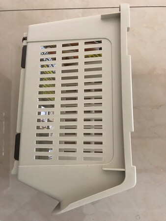 收纳蓝不错，有滑轮，移动方便，可组装，送货及时。
