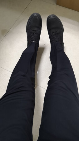 款式版型不错，就是有点薄，夏天穿差不多