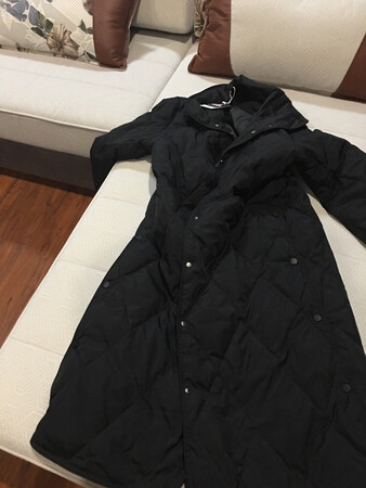 这件衣服气味特别大，样子还是可以