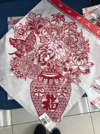 孩子学校新年联欢会用，不错?