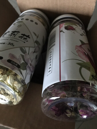 物流快，日期也新鲜，比想象的小些。