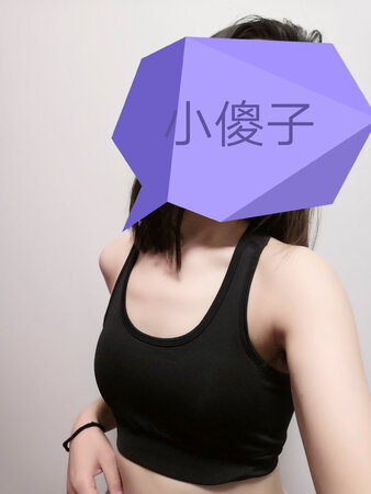 挺喜欢的，就是裤子有点大，还想买一套，那就买小一个码了，挺好的。