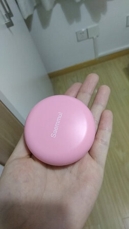 以前都不喜欢韩国的化妆品，这回试了之后发现挺不错的