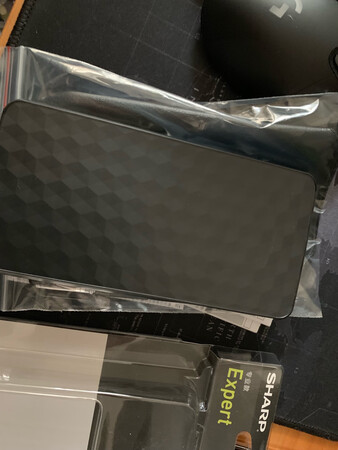 计算器非常好用，功能齐全，按键手感很不错，颜色非常漂亮，英文版价格实惠，中文版违和感太强了，推荐英文版！