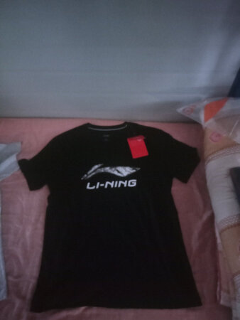 衣服是真的好，物流也超级快的，反正五星就完事了