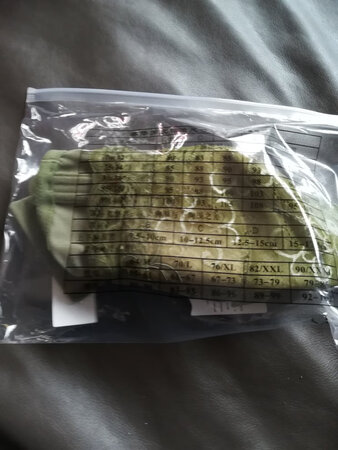 刚收到，还没有试穿，手感不错，质量也挺好
