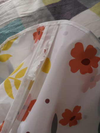 品质太差，一拉就破了