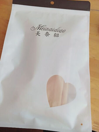 不错的，就是颜色有点不像肤色，其他的都好，快递也很快。