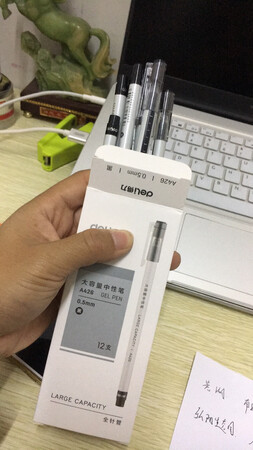 笔是相当的流畅，即使杆子偏细