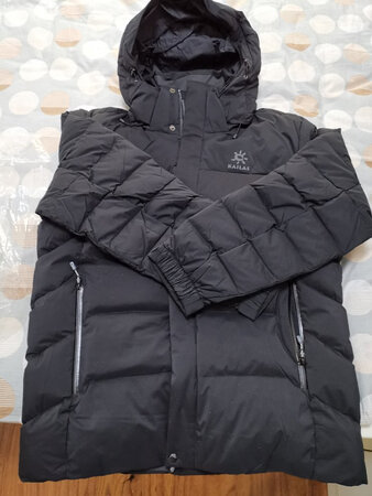 衣服挺好的，就是感觉还是薄点。