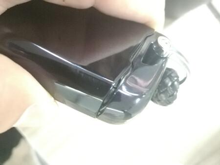其他挺好，就是安装后以后上边有个缺口