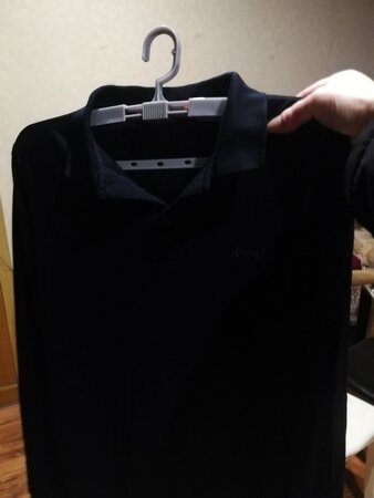 喜欢JEEP的衣服，宽松，合身。