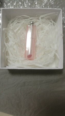 口红收到了，漂亮！很满意