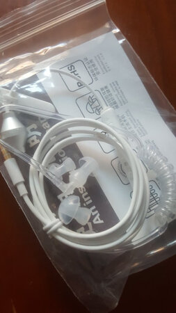耳机不错，已收到
很清晰，好评