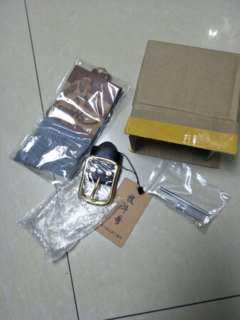 物流快捷方便，包装完美无缺，性价比高，老板厚道，赠品贴心细心，祝老板财源茂盛！