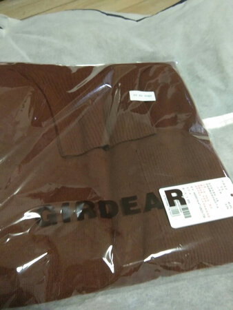 质量很好，买了好多他家衣服，特别喜欢，赞?