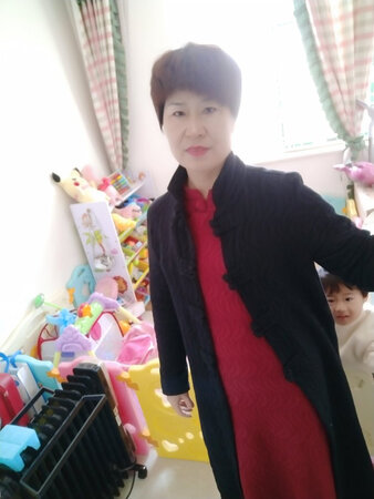 衣服收到质量很好，穿上挺合身，非常喜欢，在他家买了好几次了