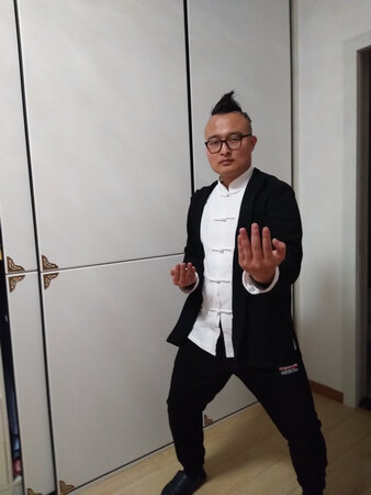 挺好挺舒服的!平时不外出在办公室喝茶用!
