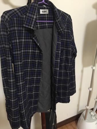 面料很舒服，大小合适，春秋冬都可以穿