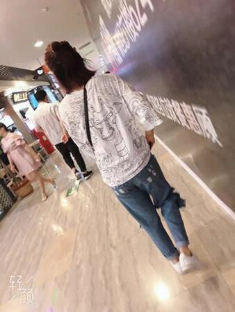 料子很舒服，穿着很合身，洗了一下，棉的摸着舒服，值得推荐，