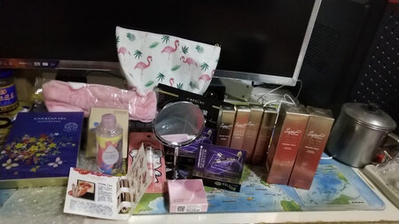 这套东西都太棒了，谢谢店家送的贴心礼物哦～祝生意兴隆哦～??