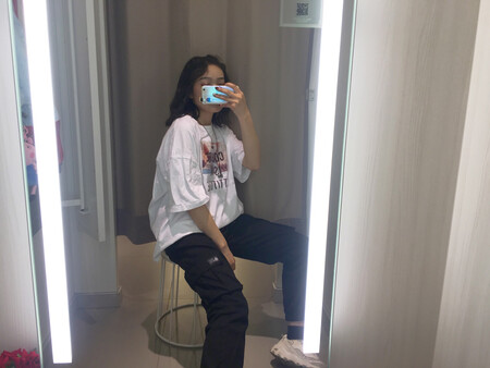挺稀饭这种衣服的风格 休闲又帅气 很有感觉 版型面料也不错 上身效果nice啊 客服小姐姐帮忙配的一套 贴心