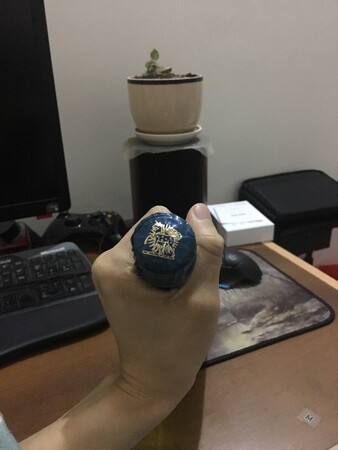 过年时候活动买的，110左右一瓶，价格算最~了。这款没喝过，不过这种价格的起泡酒应该也不算差日常口粮绝对合适。