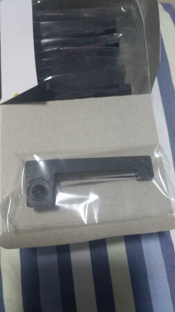 实物与图片不符，感觉不好，我要的是一盒一盒都立包装的十个，给我发过来的是十个一包的