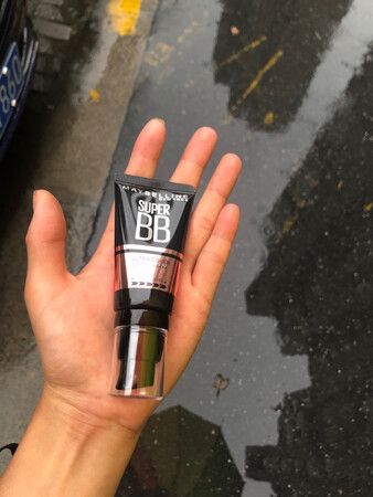 买那么多次第一次那么差劲的美宝莲BB霜