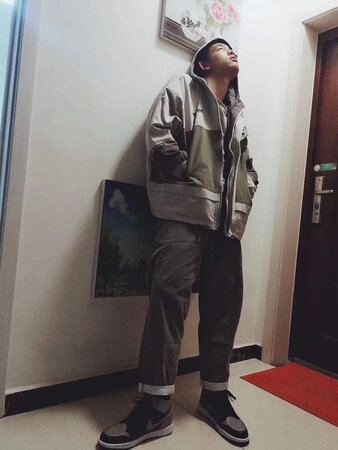 质量不错，儿子穿过才来评价的，儿子很喜欢还会光顾的