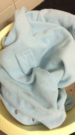 衣服蛮暖的，就是感觉价格高了一点