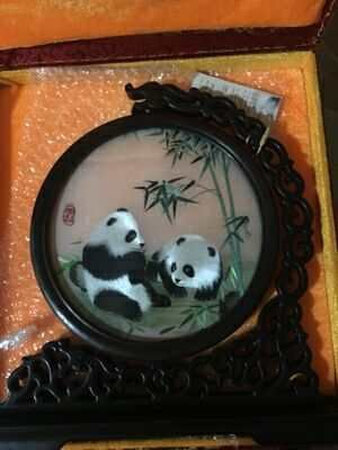 物流很快收到货了，包装很好没有破损，做工好物超所值