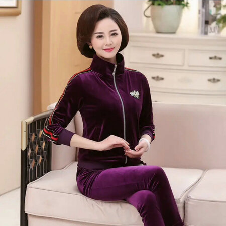 衣服了已经收到了，非常的漂亮，很合身哦，你值得拥有！