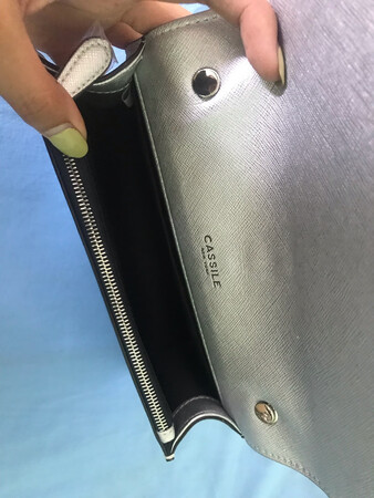 闪皮的真的太好看了，大小也正合适，非常适合夏天背