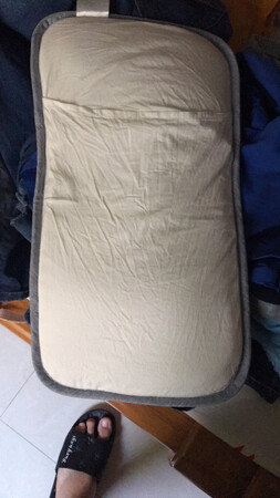 价格小贵，其它整体不错。物流很快。包装完整，是正品