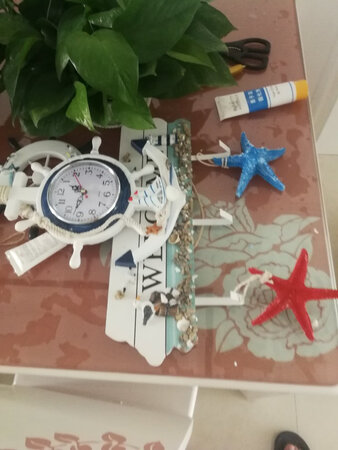 产品收到了，质量还行，发货速度也快。