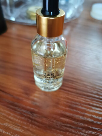 保湿效果，一般般。好评