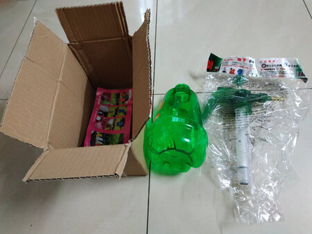 快递包装只得个纸盒，验货无损坏，万幸。东西是否好用用后才知