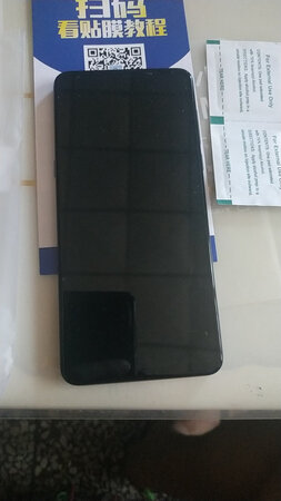 膜收到了，看完教程后迫不及待的就去贴膜，可惜不熟练没贴好，客服耐心的教我，服务很好，非常满意，下次还会光顾。