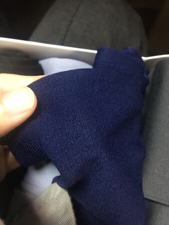 东西收到以后马上查看，发现与图片描述一致，超级喜欢，卖家发货速度很快，服务也很到位，给老板点个赞，下次还来购买，这次收货晚了点，第1次购买，预想和预想的一样，同事已经问了链接，很有耐心的买家，以后有机会还会回购的，老板包装的也很好。快递师傅送来的服务态度很好，快递小哥长得很帅很赞