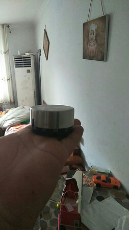 商品包装精良，只是有一小，但此商品效果，作工俱佳。