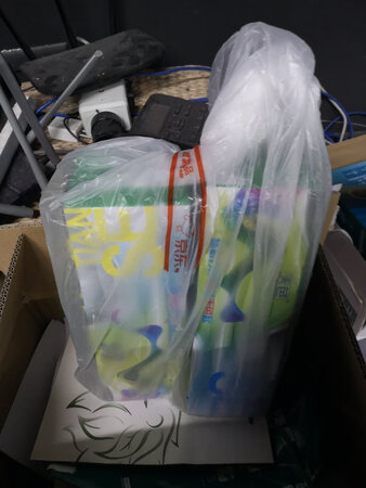 相对于原装便宜很多，色彩还行 ，唯一不好的是会漏粉，特别是彩色的。